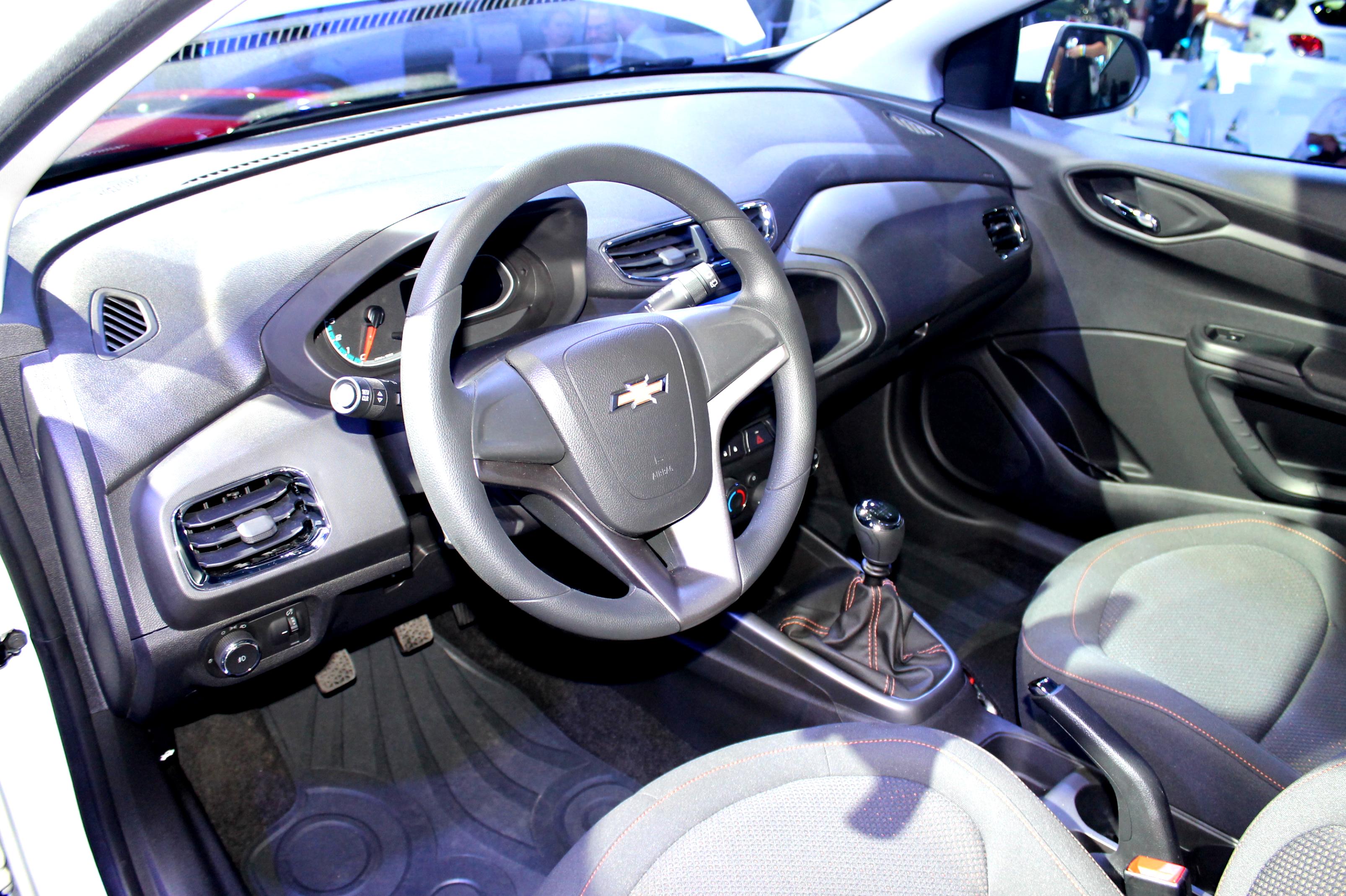 Chevrolet Onix 2012