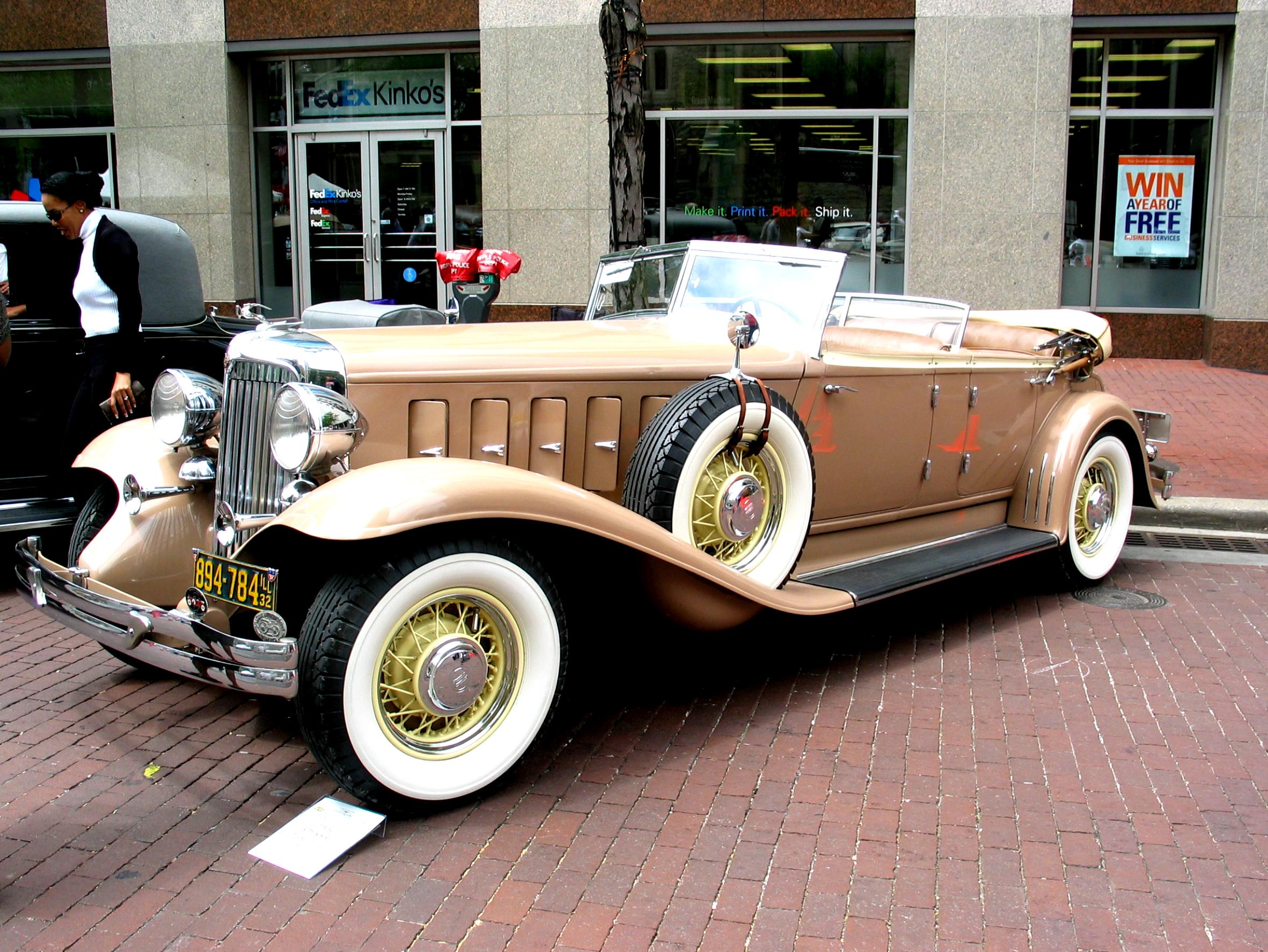 Chrysler Imperial 8 Roadster 1931 #3