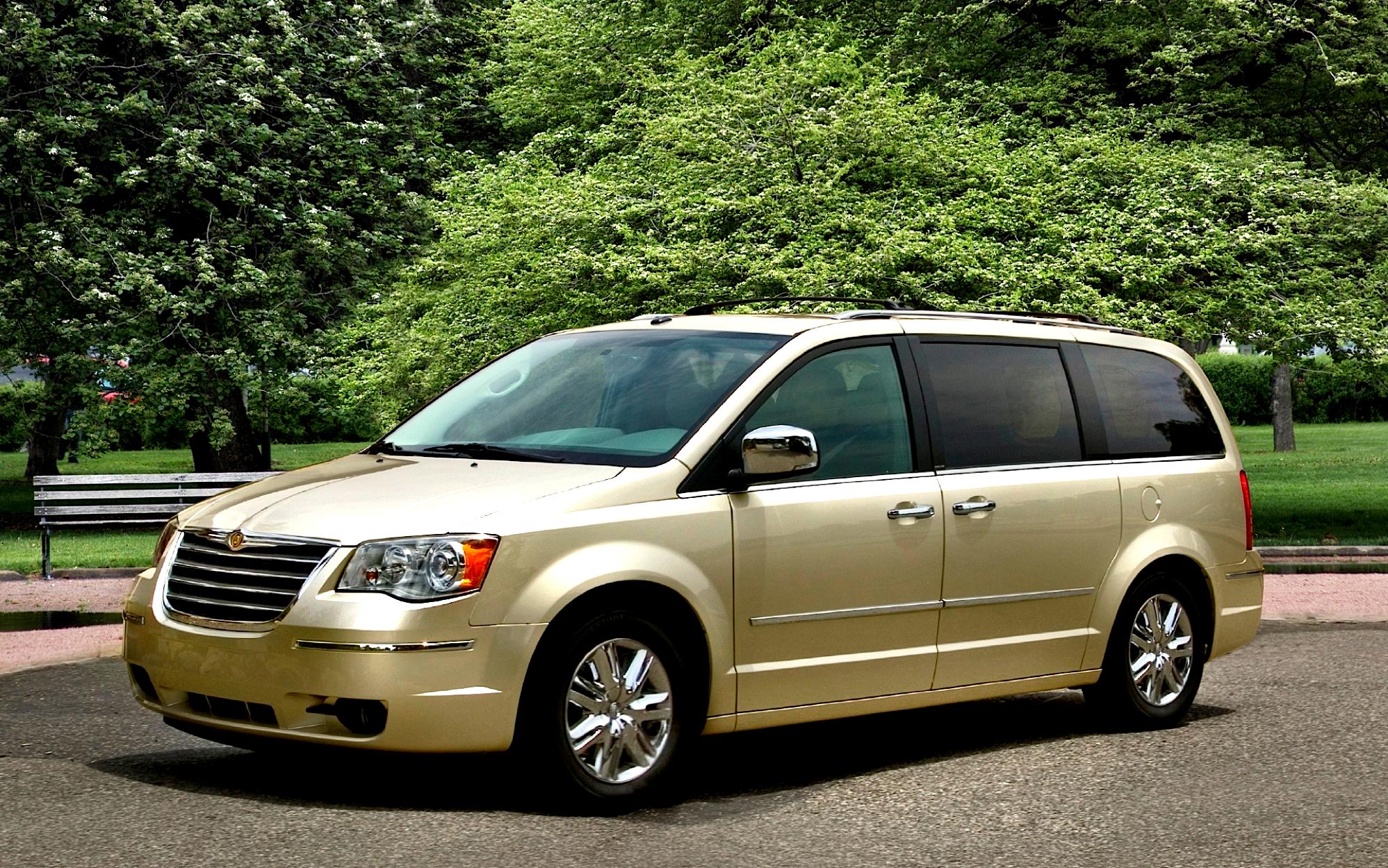 Chrysler Town & Country 2007 #26