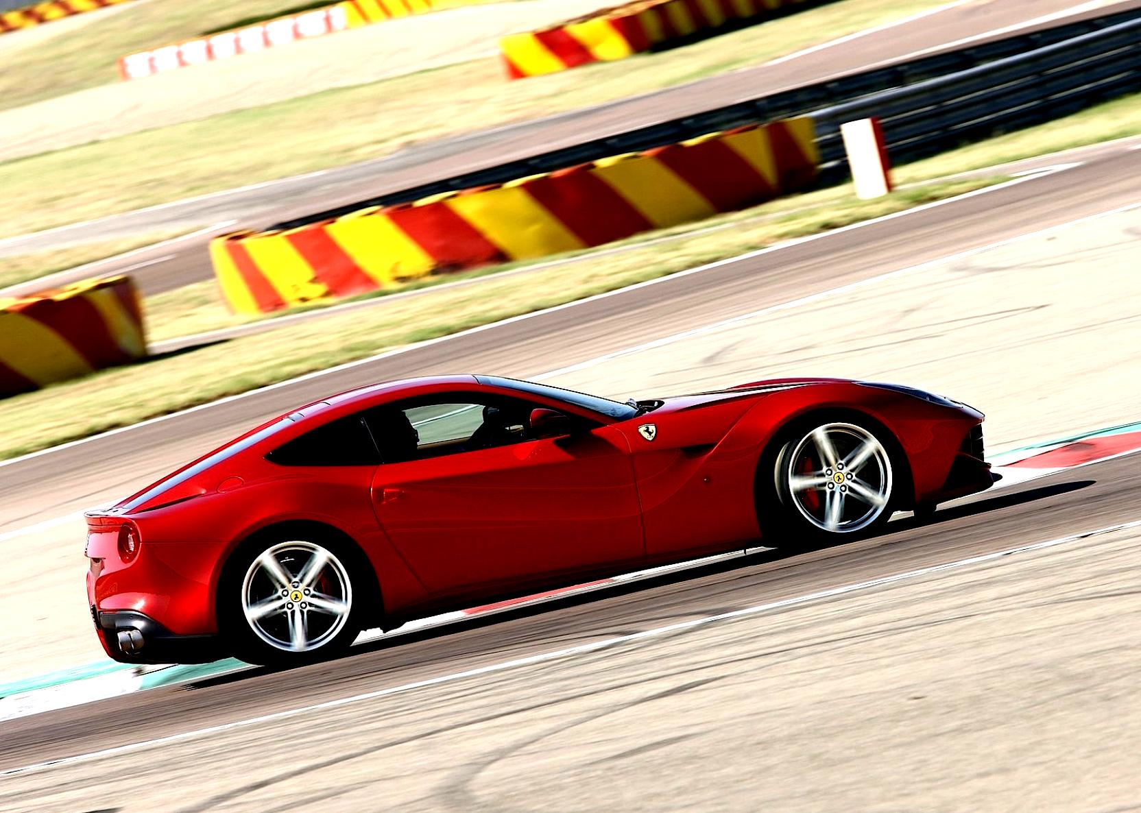 Ferrari F12 Berlinetta 2012 #82