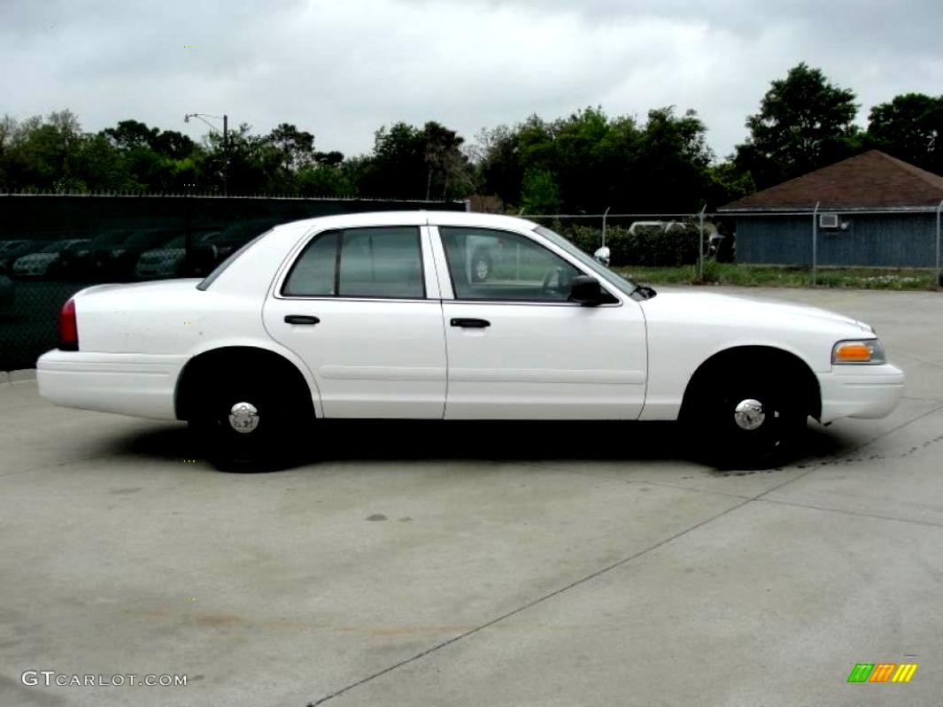 Ford Crown Victoria 1998 #33
