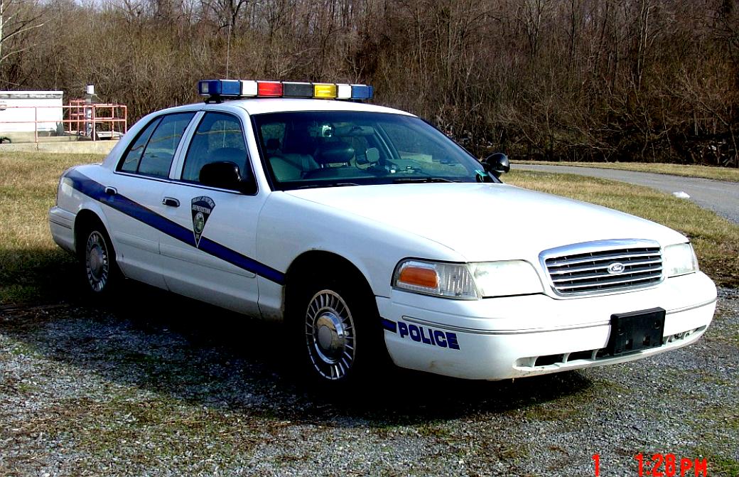 Ford Crown Victoria 1998 #37