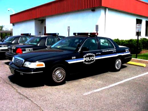 Ford Crown Victoria 1998 #52
