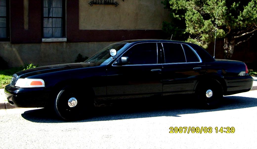Ford Crown Victoria 1998 #56