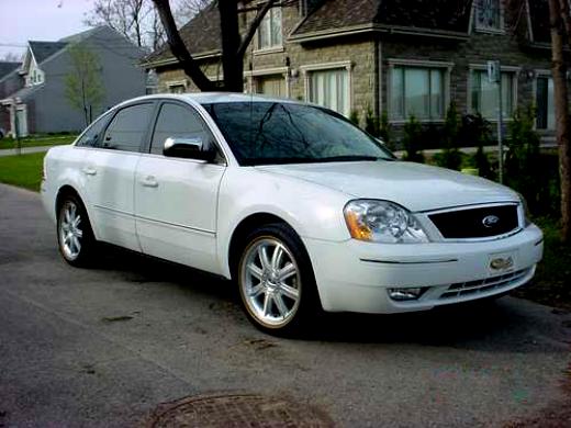 Ford Five Hundred 2004 #9