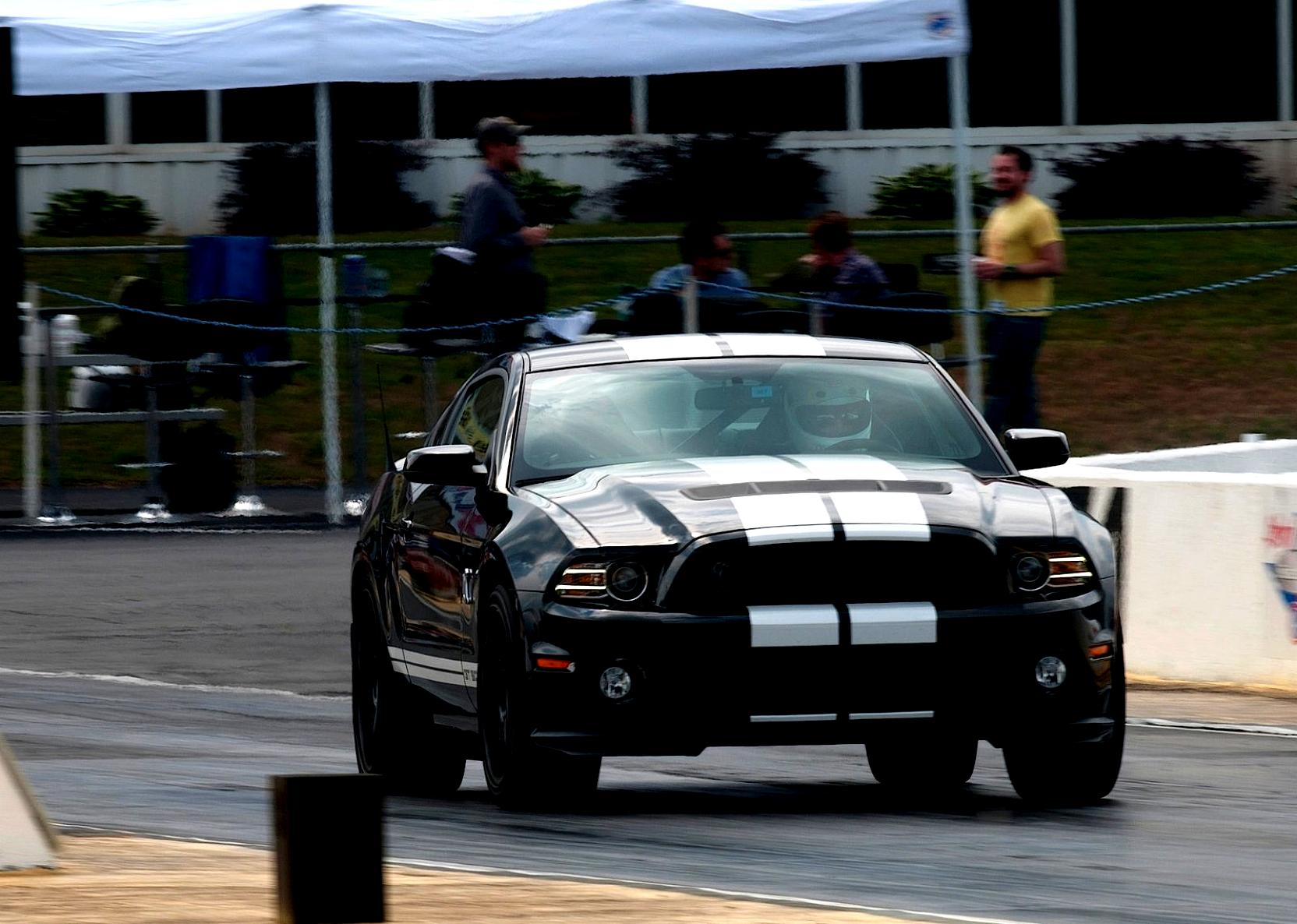 Ford Mustang Shelby GT500 2012 #32