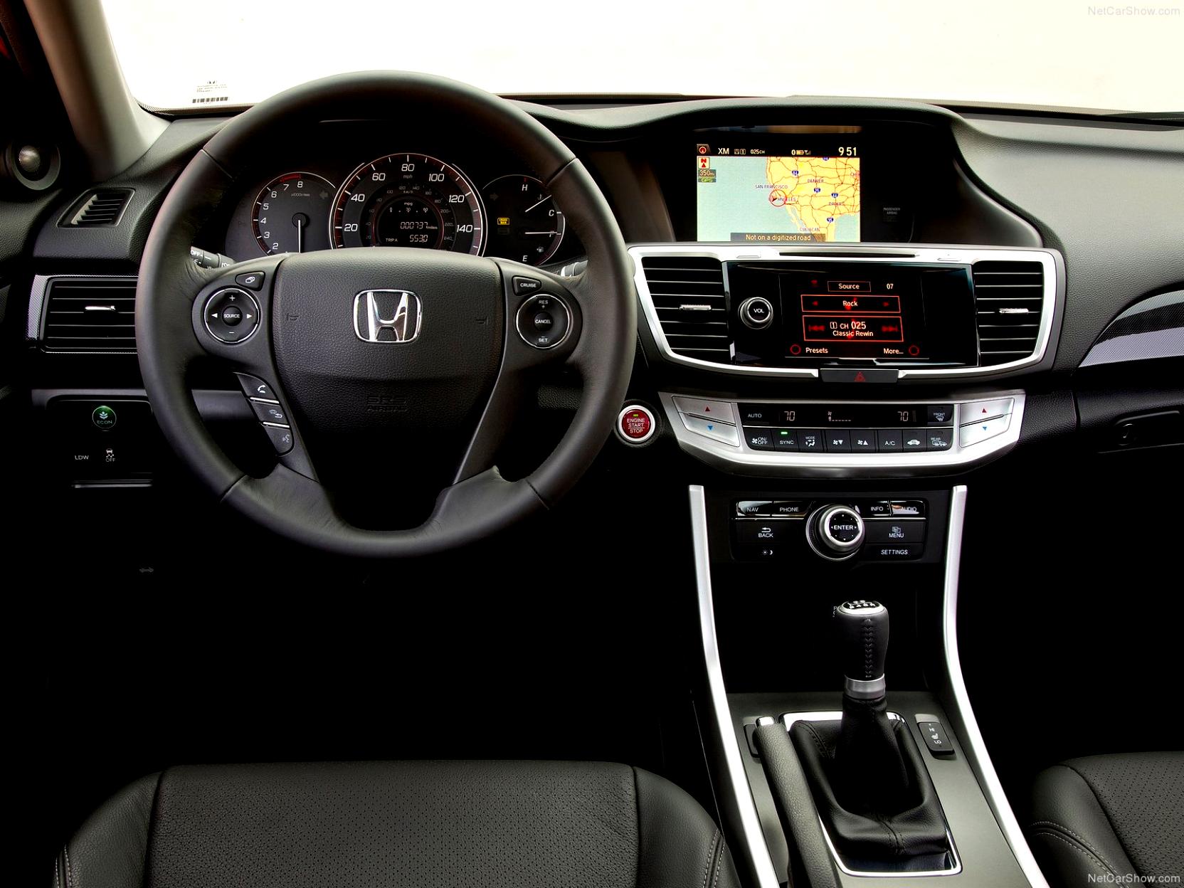Honda Accord Coupe 2012 #37
