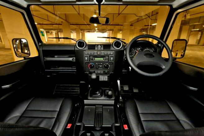 Land Rover Defender 110 2007 #1