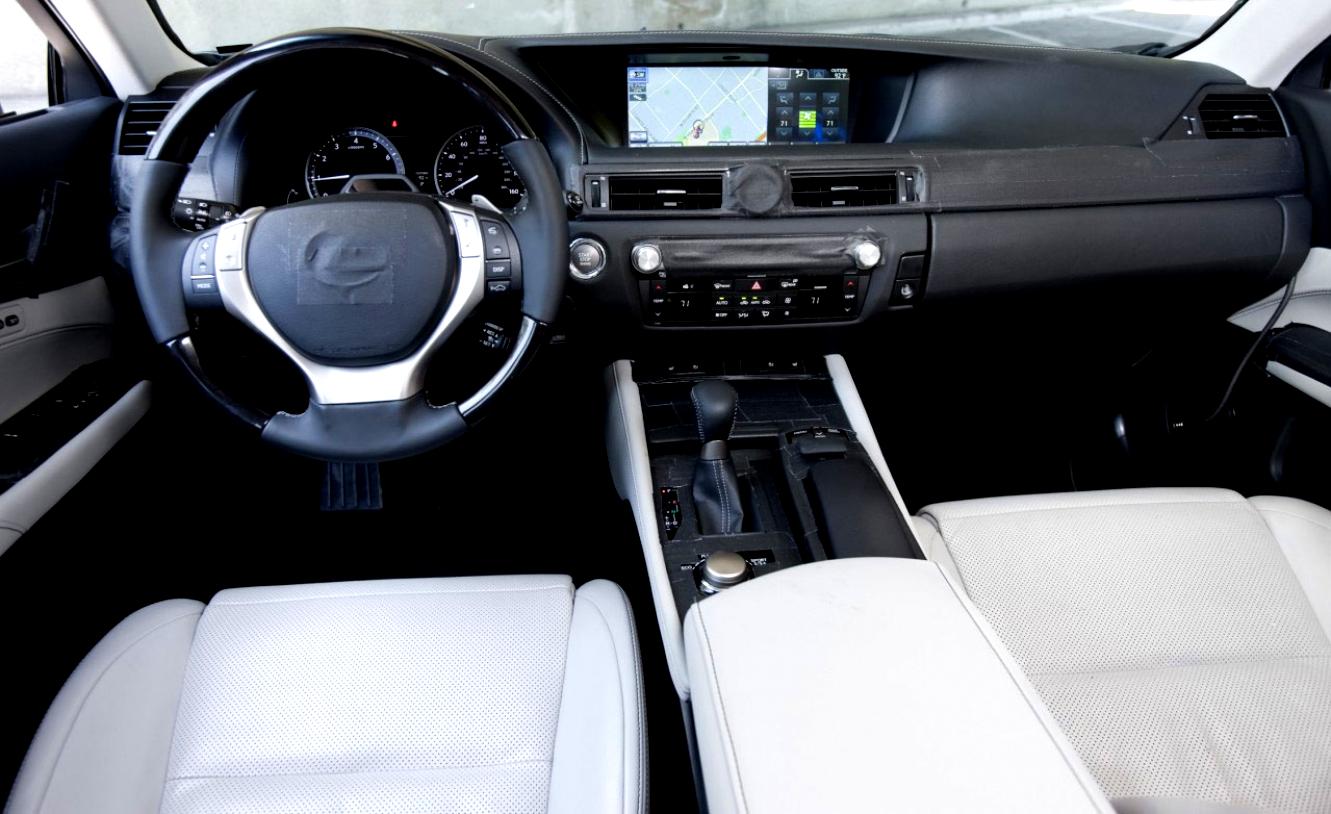 Lexus GS 2012 #24