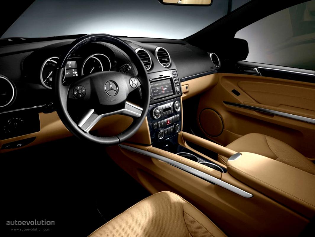 Mercedes Benz GL-Klasse X164 2009 #104
