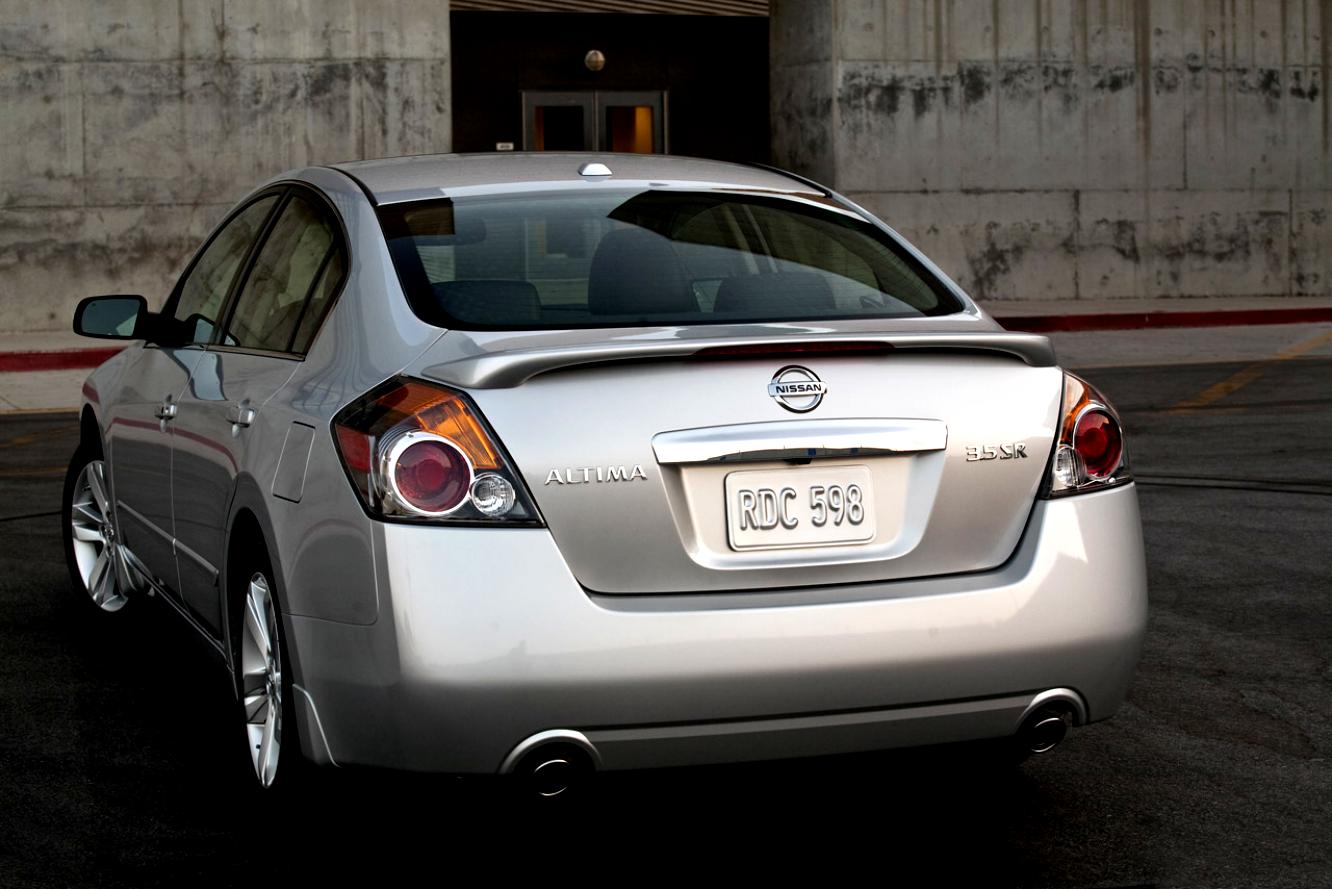 Nissan Altima Sedan 2012 #13