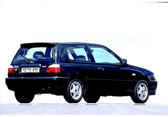 Nissan Sunny Hatchback 1993 #7