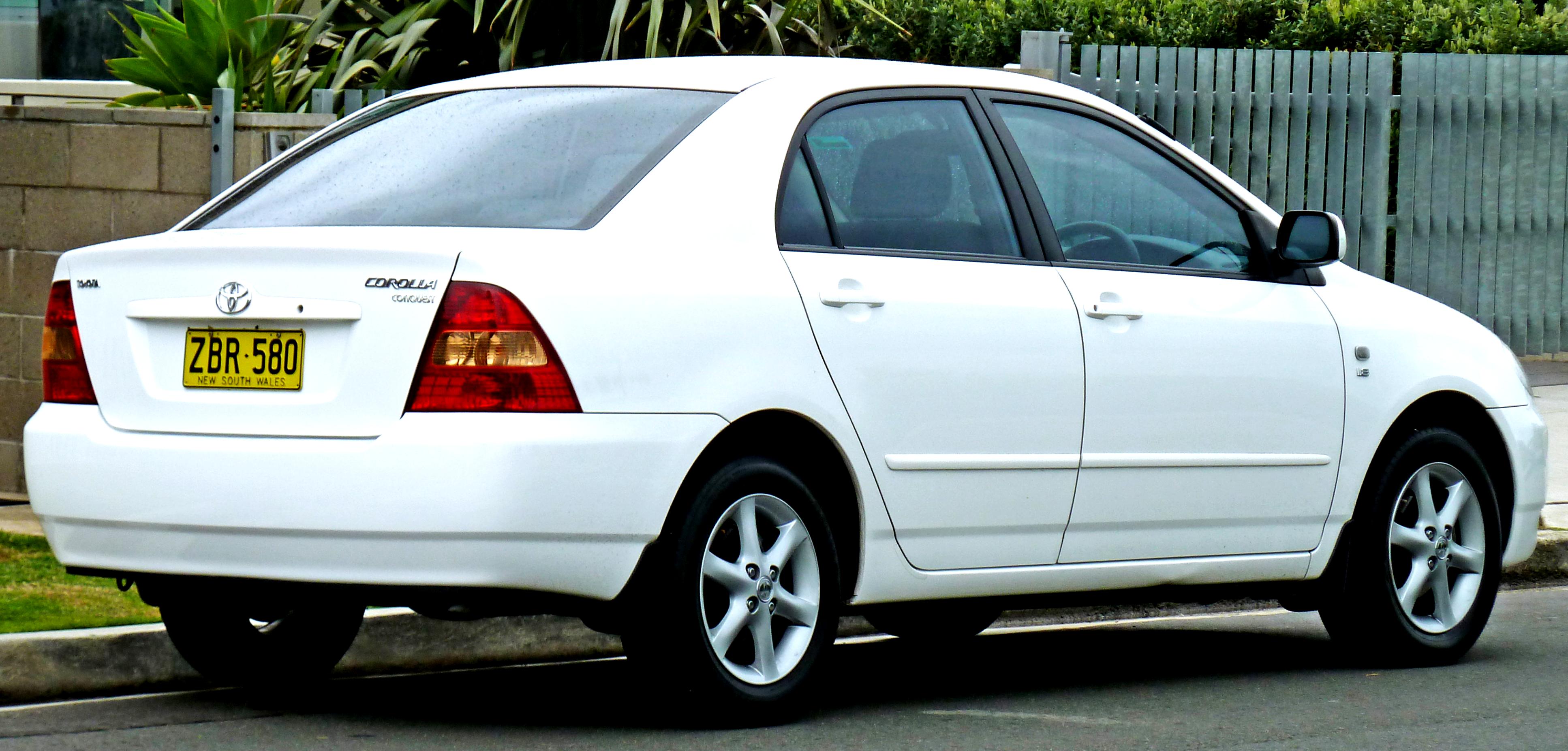 Toyota Corolla Sedan 2003 #2