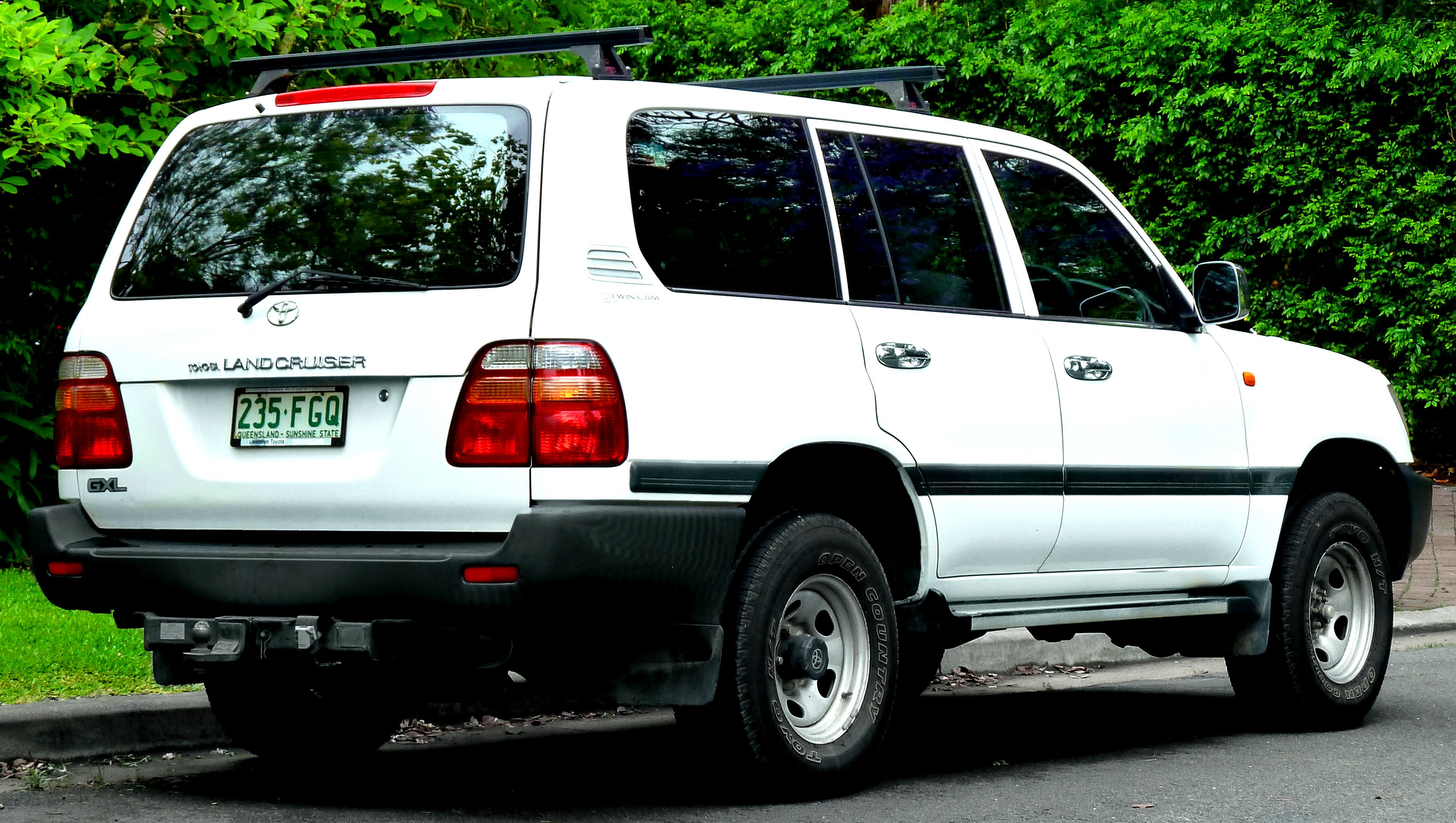 Toyota Land Cruiser 100 1998 #1