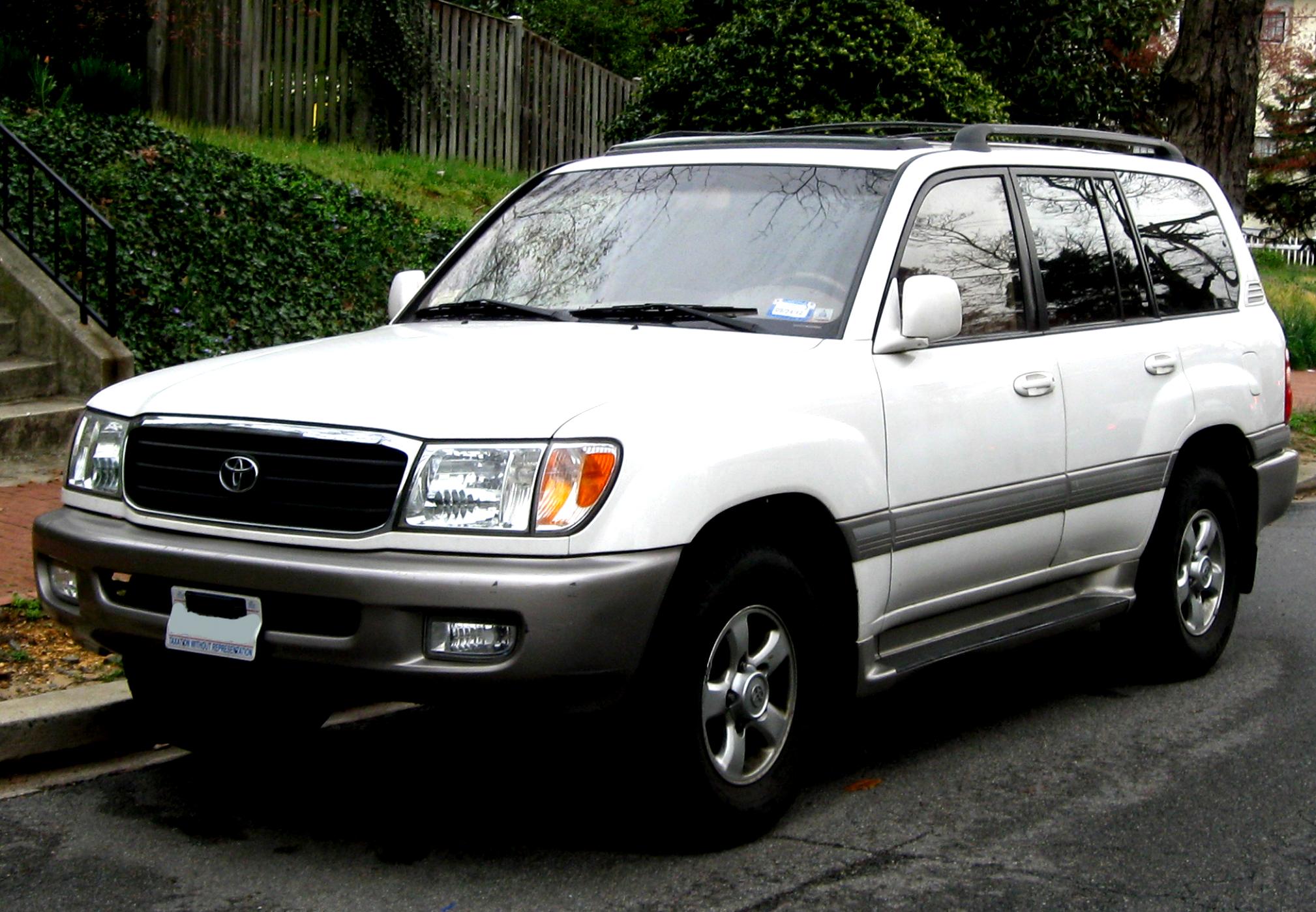 Toyota Land Cruiser 100 1998 #7