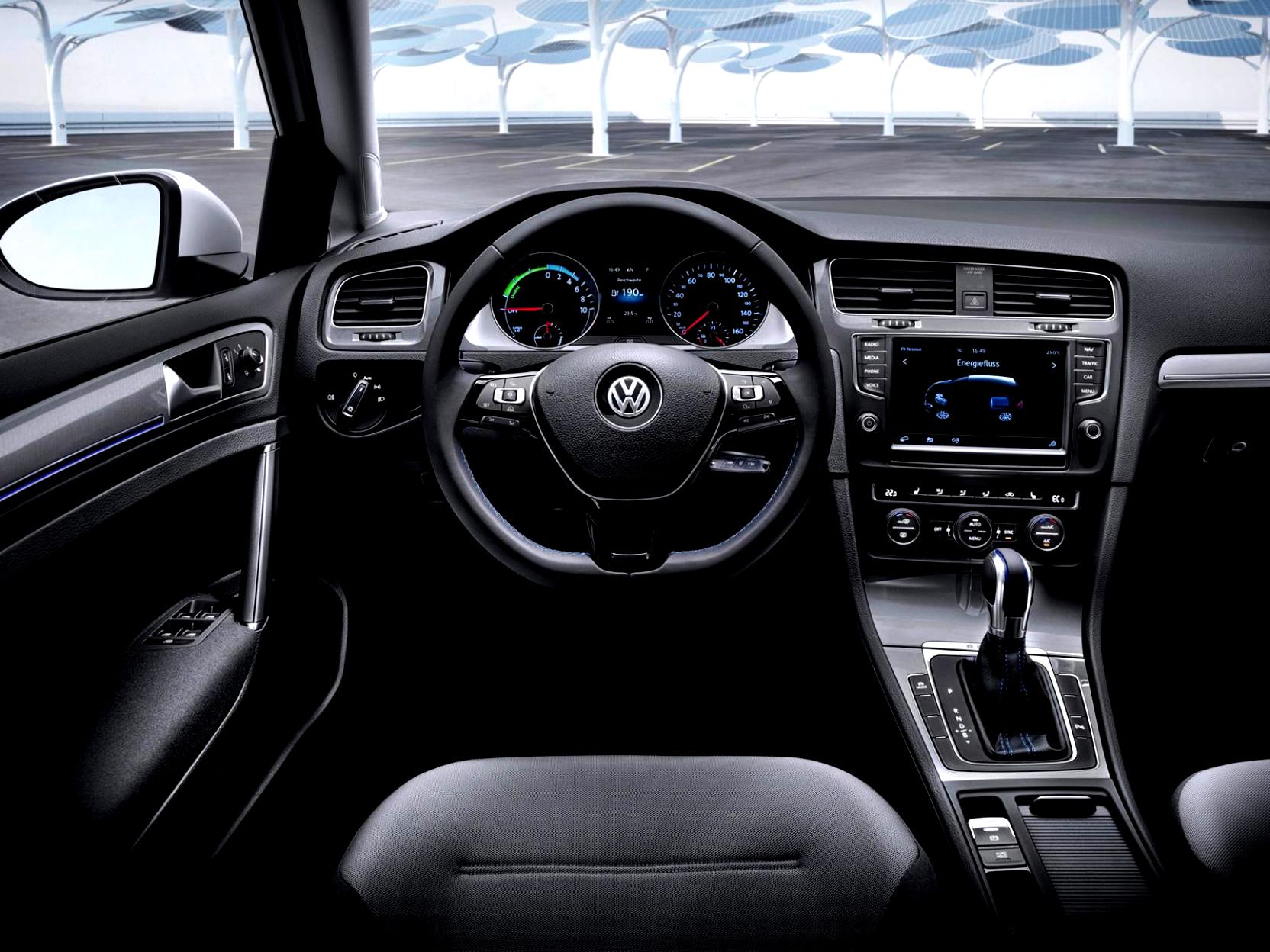 Volkswagen E-Golf 2014 #55