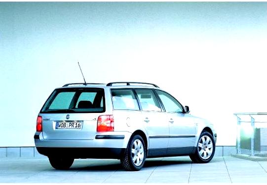 Volkswagen Passat Variant 2000 #14