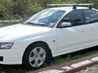 Holden Commodore Sedan 2003 #03