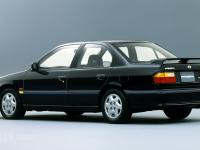 Nissan Primera Hatchback 1990 #01