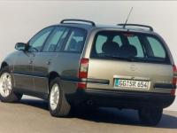 Opel Omega Caravan 1994 #03