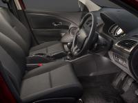 Renault Megane 5 Doors 2014 #31
