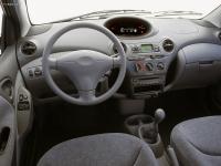 Toyota Yaris 5 Doors 1999 #1
