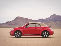 Volkswagen Beetle Cabriolet 2013 #02
