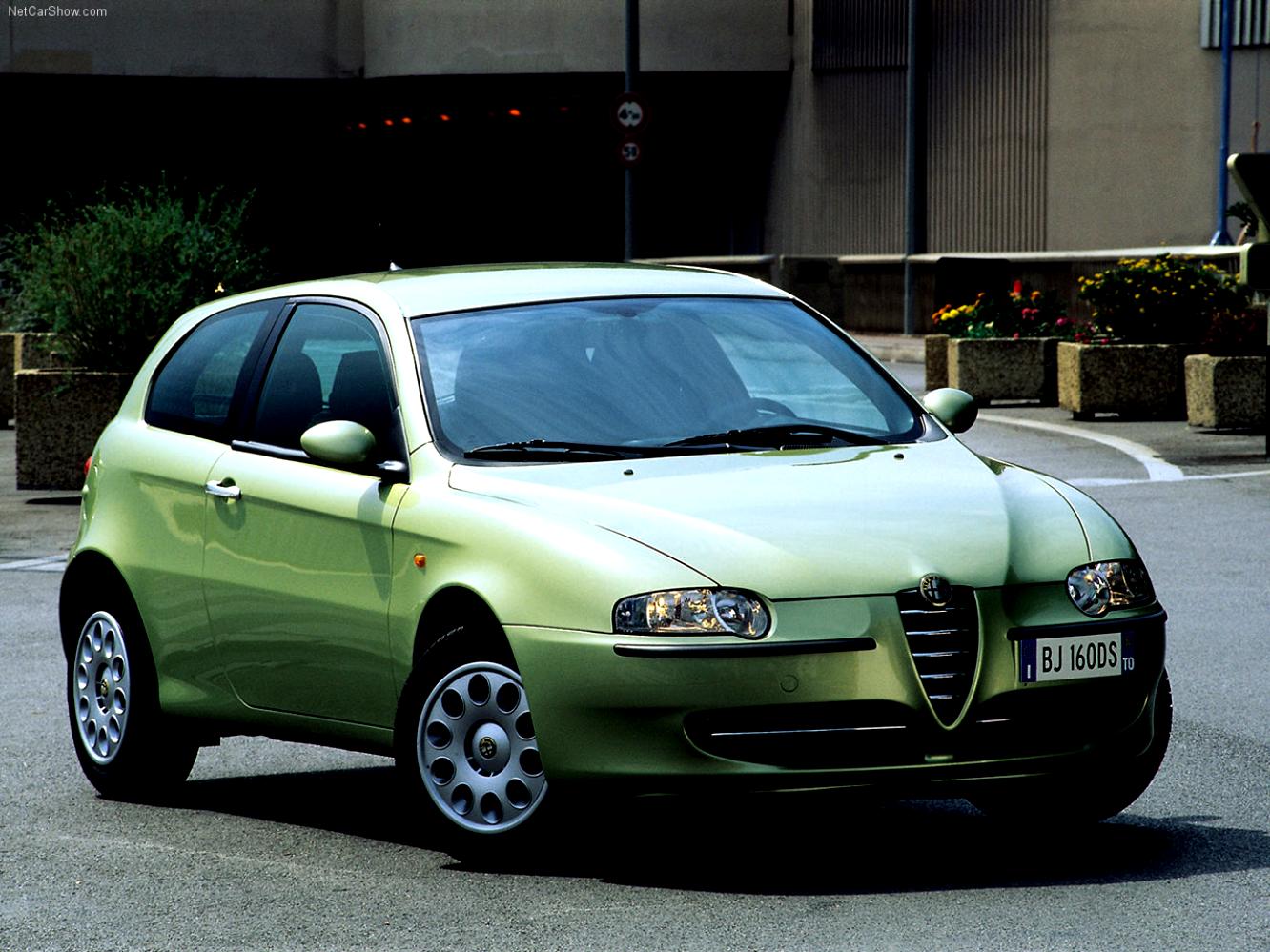 Alfa Romeo 147 5 Doors 2000 #14