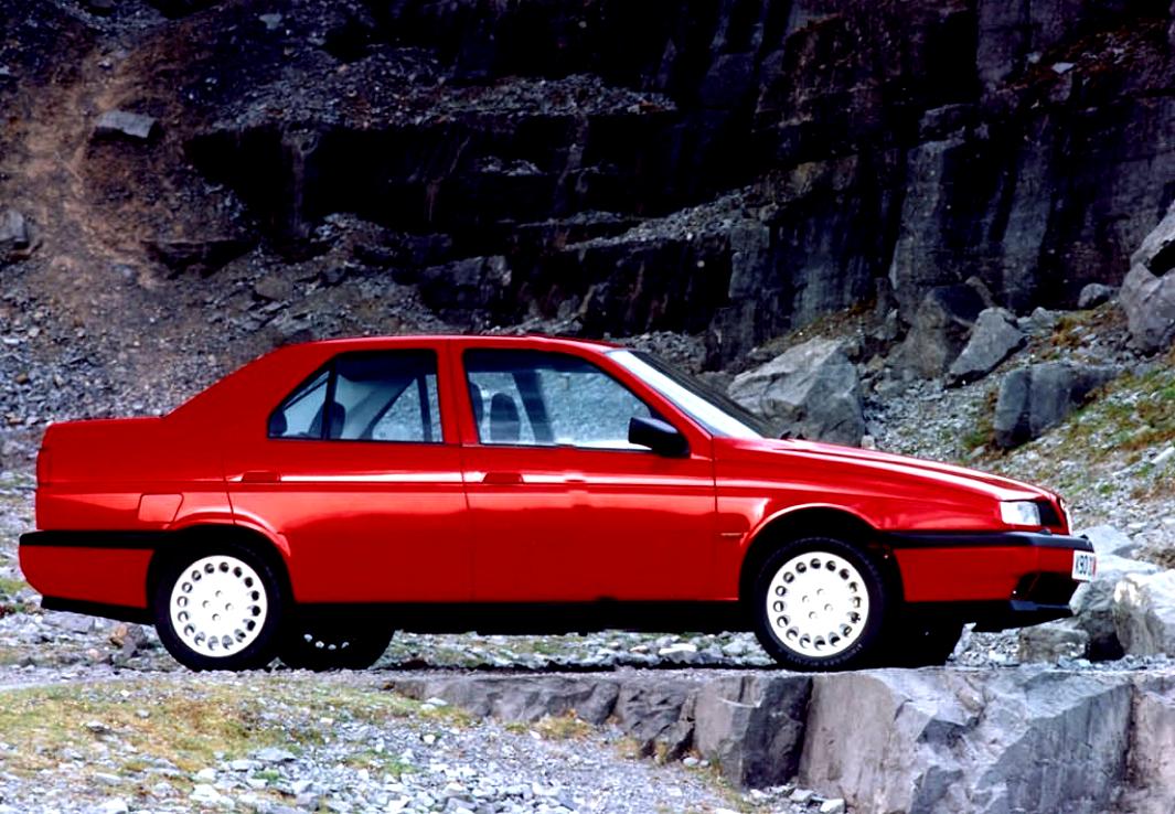 Alfa Romeo 155 1992 #1