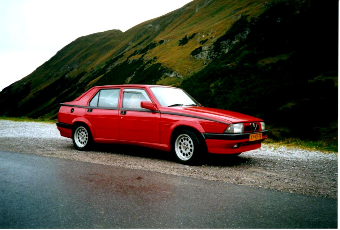 Alfa Romeo 75 1985 #9