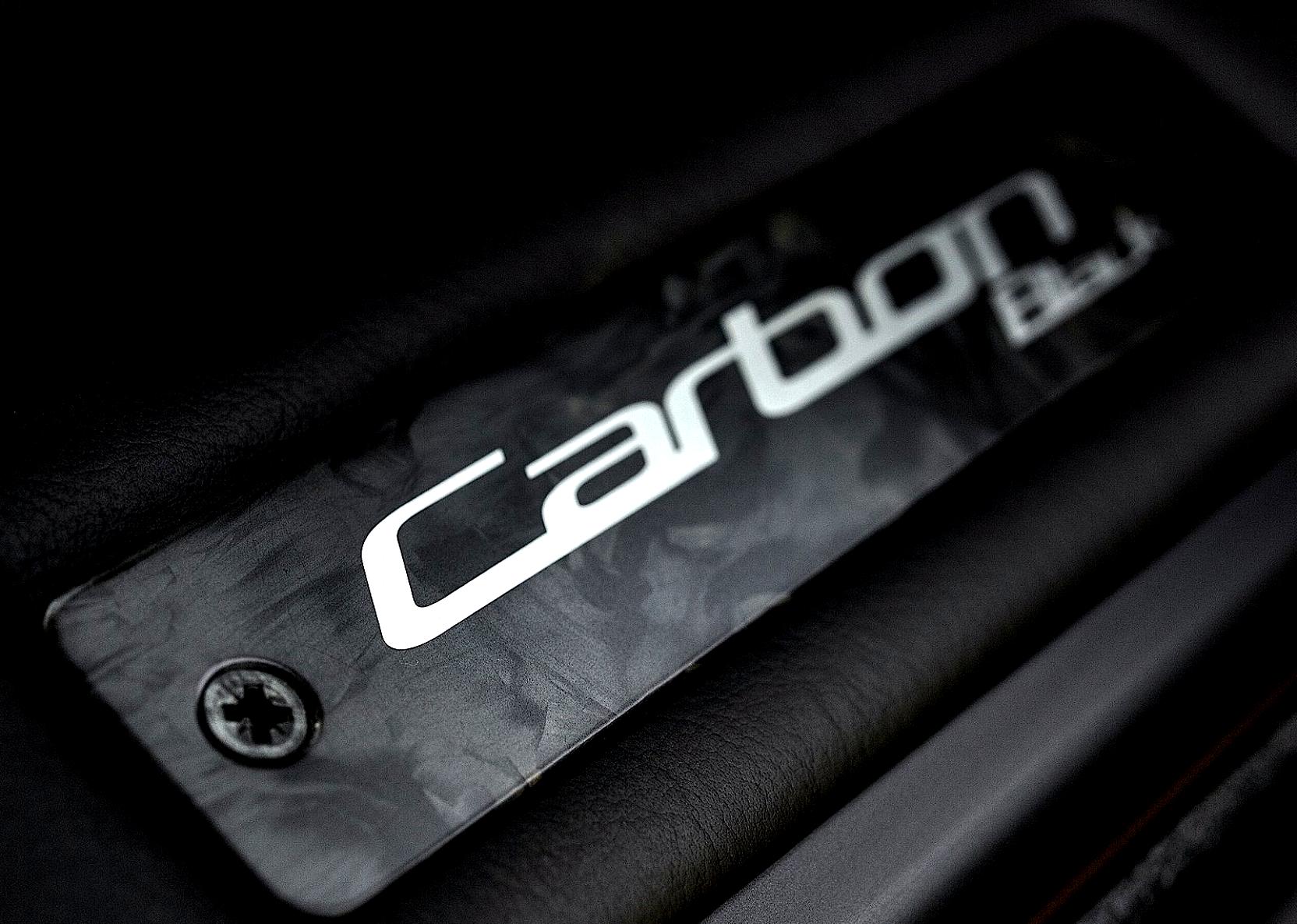 Aston Martin DB9 Carbon Edition 2014 #102
