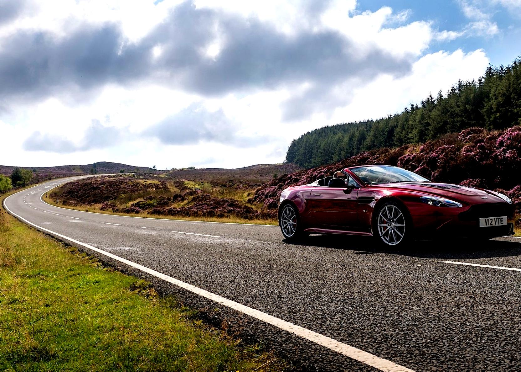 Aston Martin V12 Vantage S Roadster 2014 #53