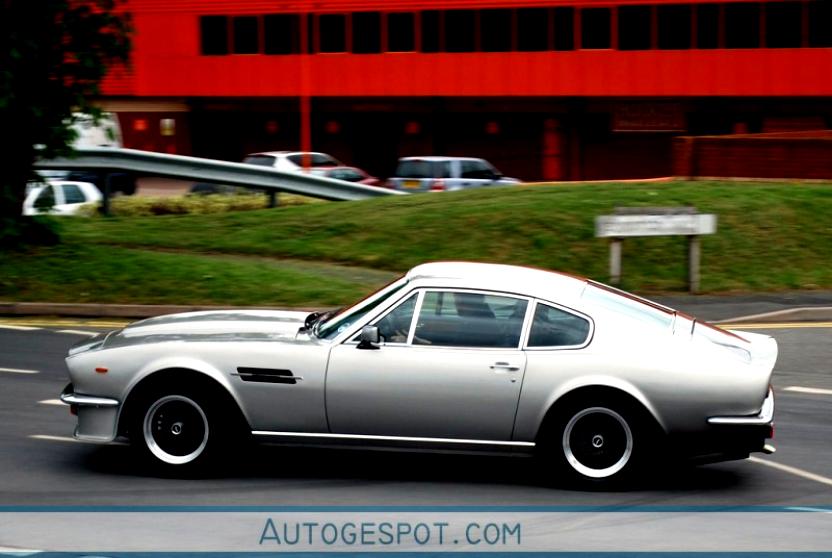 Aston Martin V8 Vantage 1977 #8