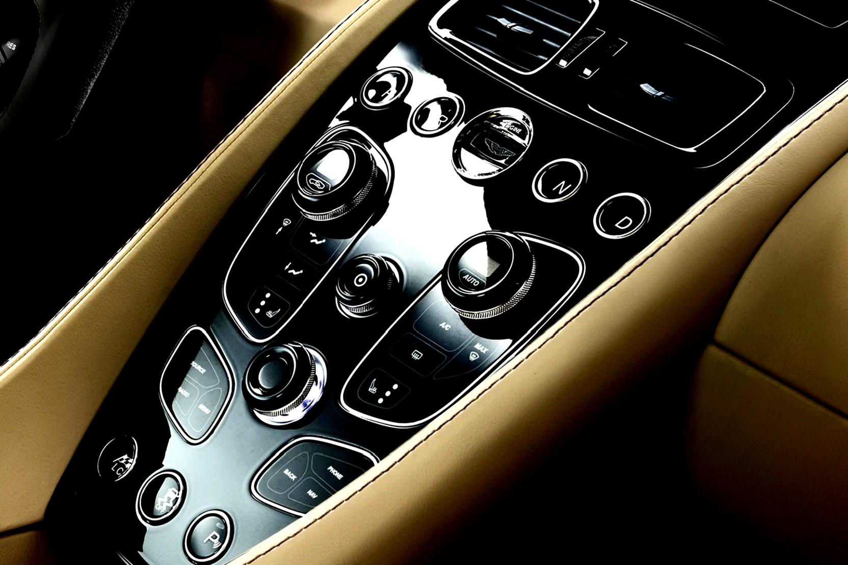 Aston Martin Vanquish 2012 #30
