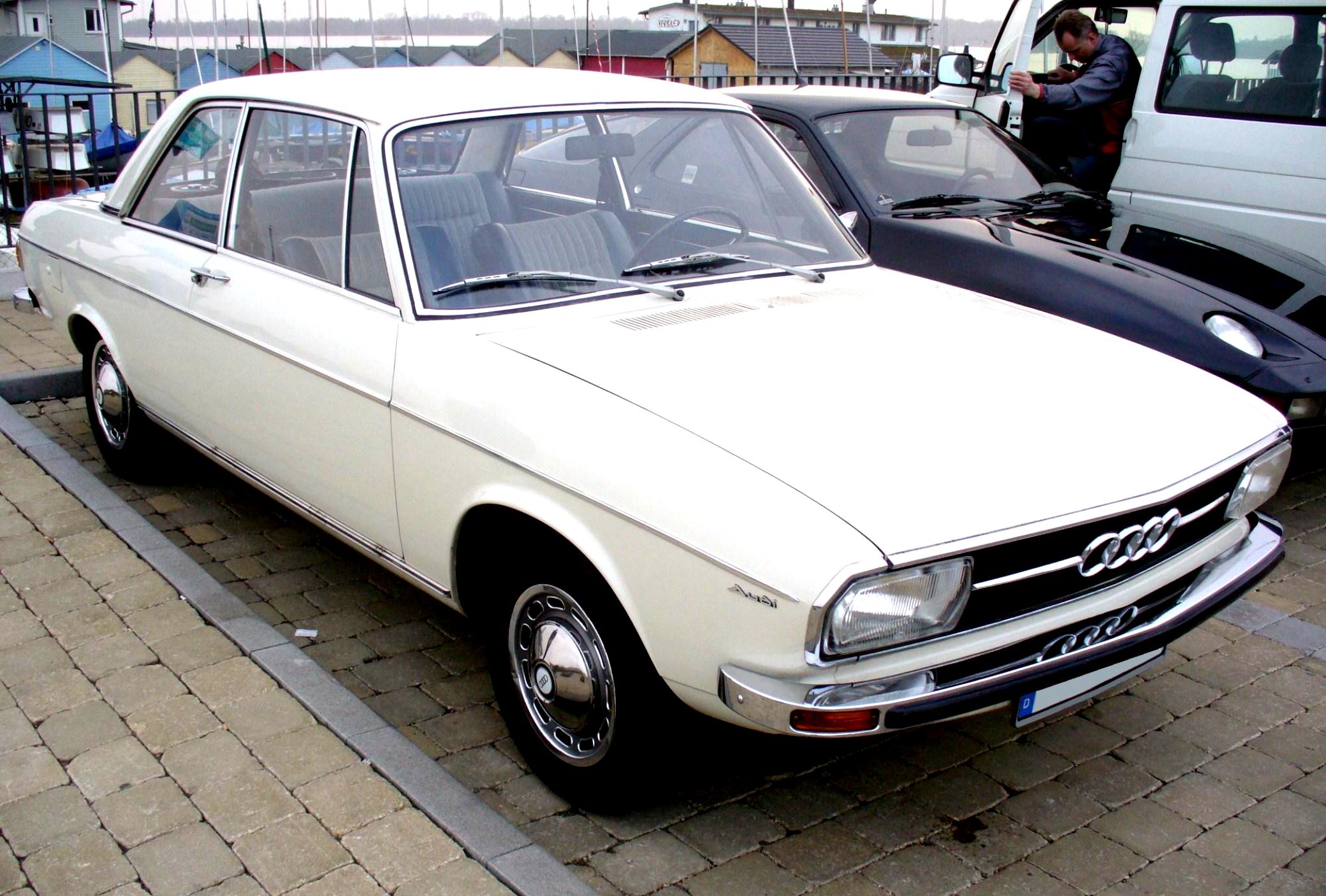 Audi 100 C1 1968 #10