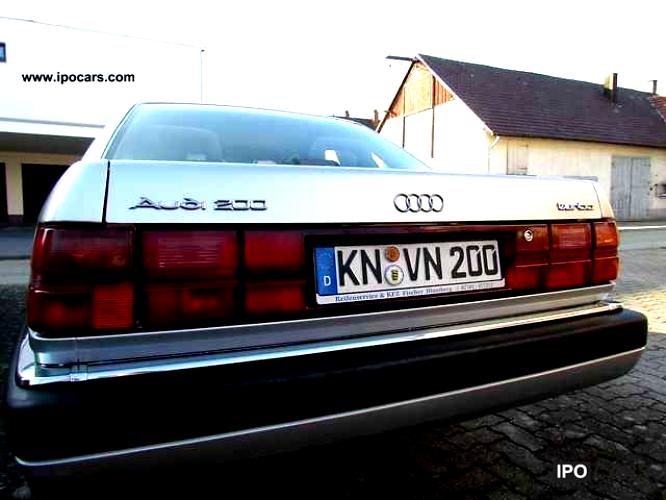 Audi 200 1984 #10