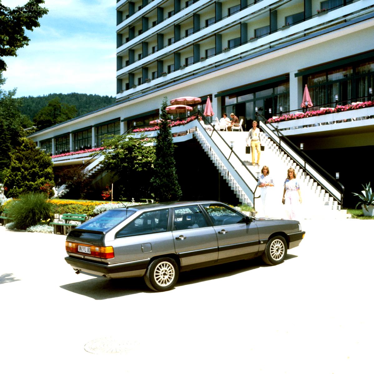 Audi 200 Avant 1985 #13