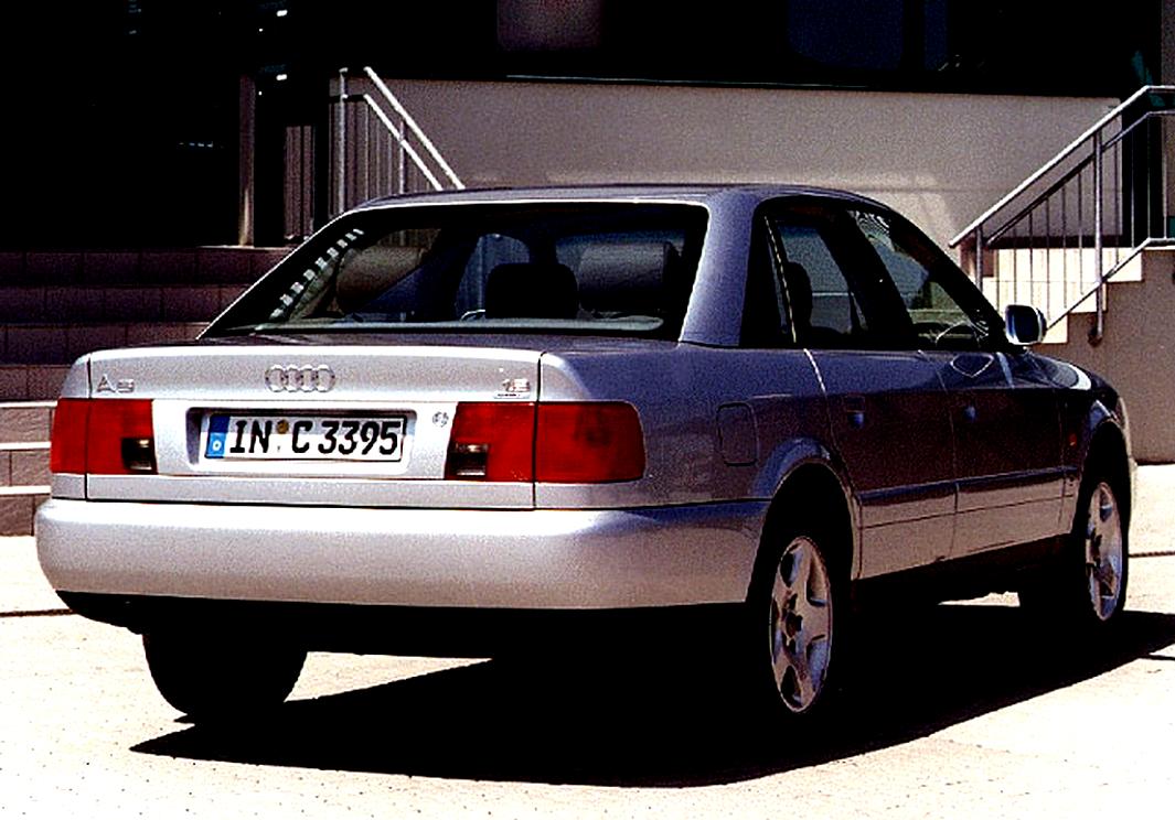 Audi A6 C4 1994 #2