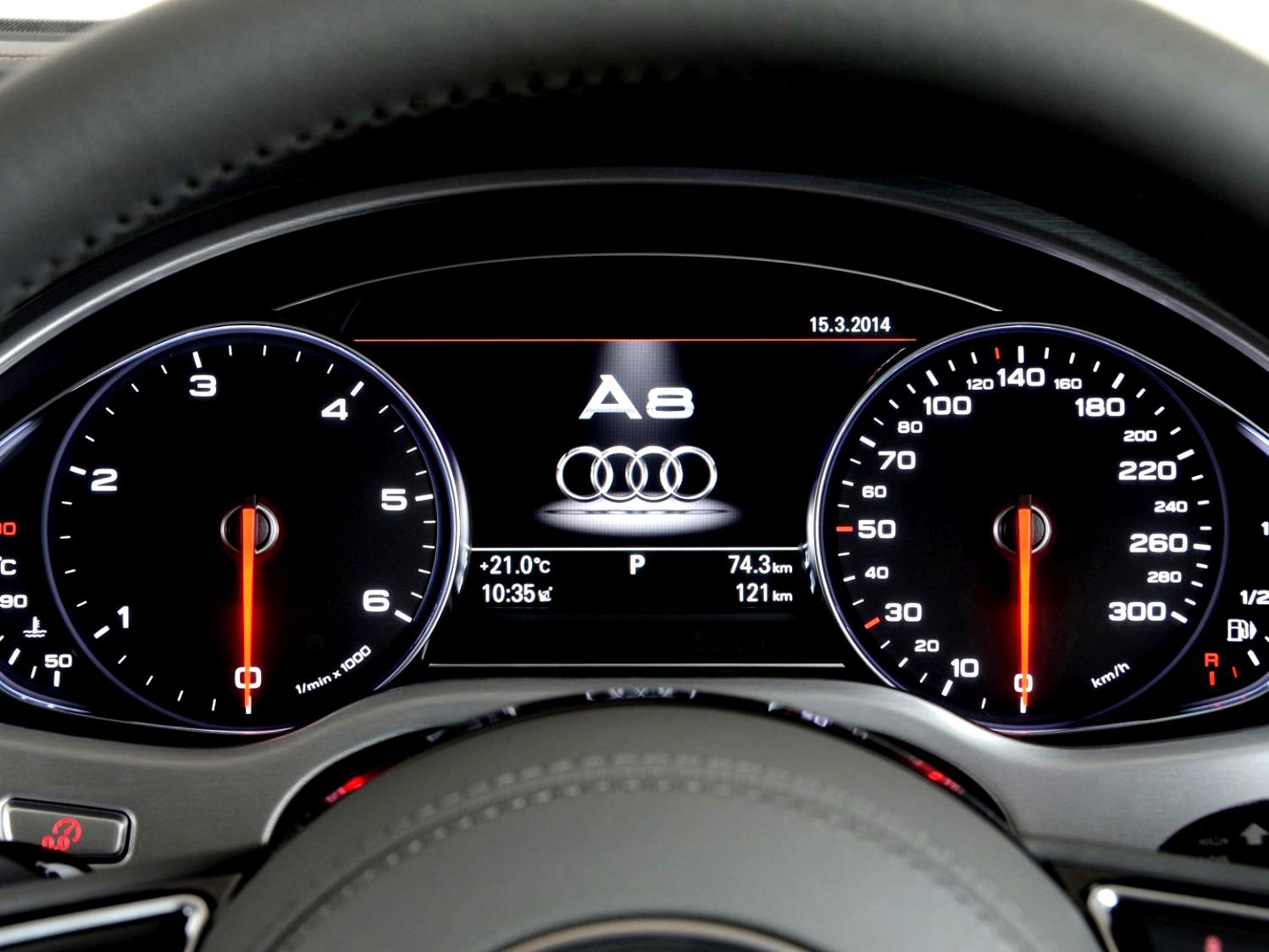 Audi A8 D4 2010 #26