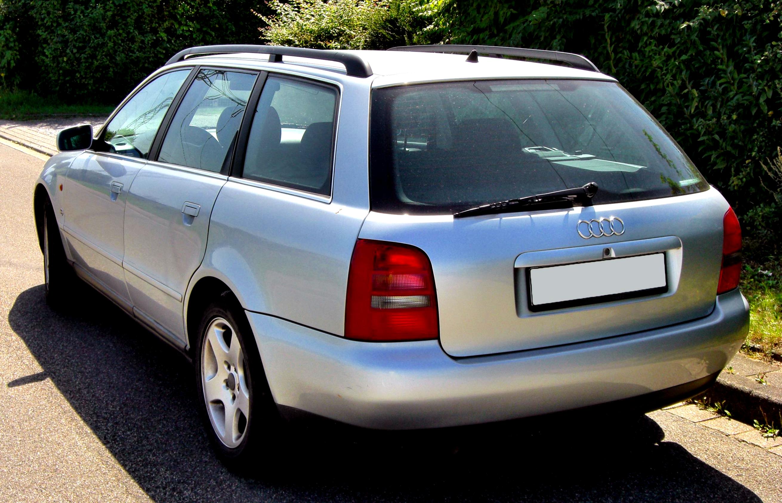 Audi S4 Avant 1997 #3