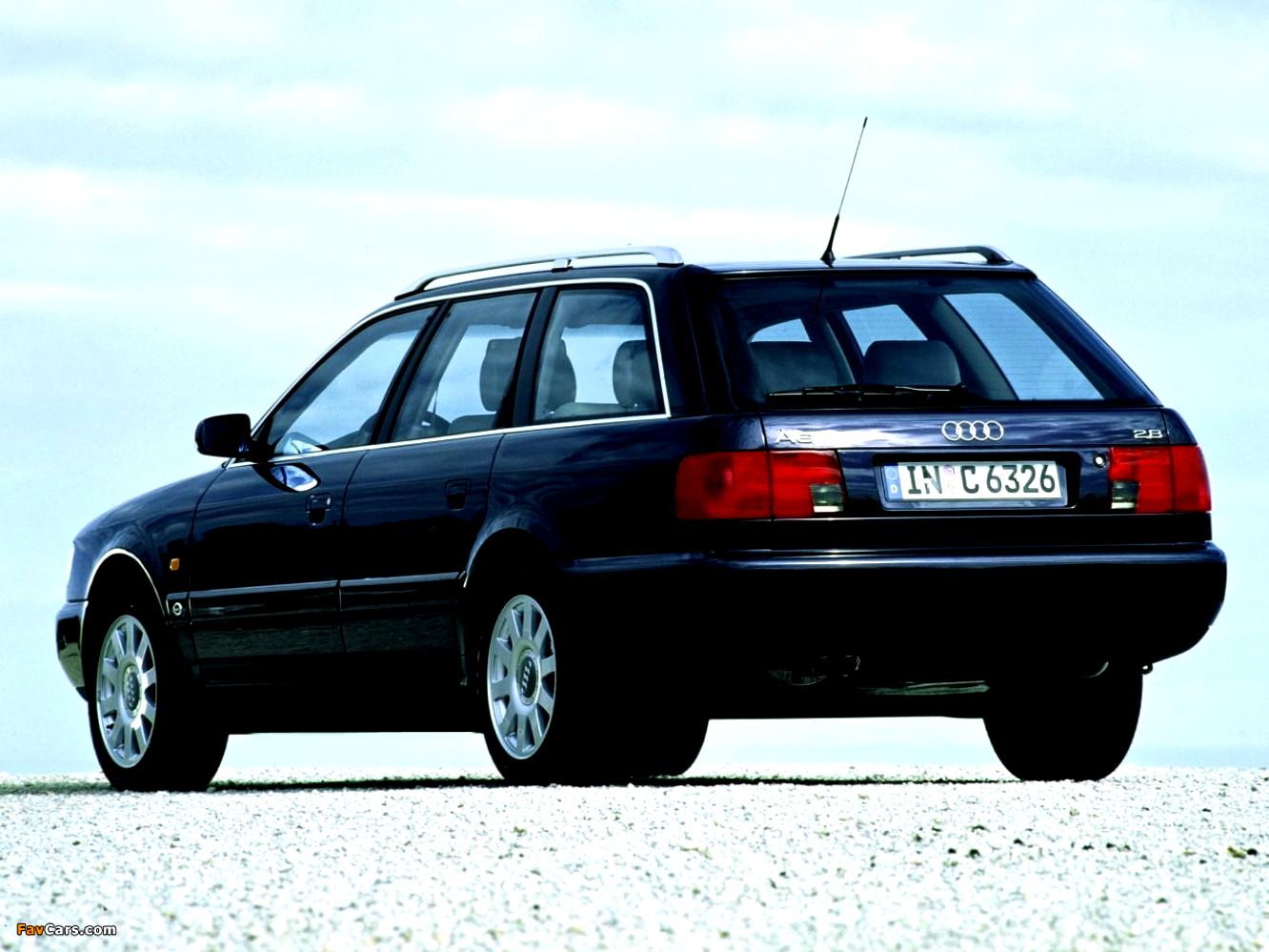 Audi S6 Avant C4 1994 #22