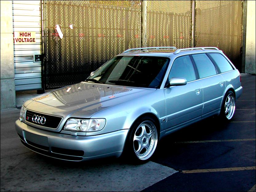 Audi S6 Avant C4 1994 #25