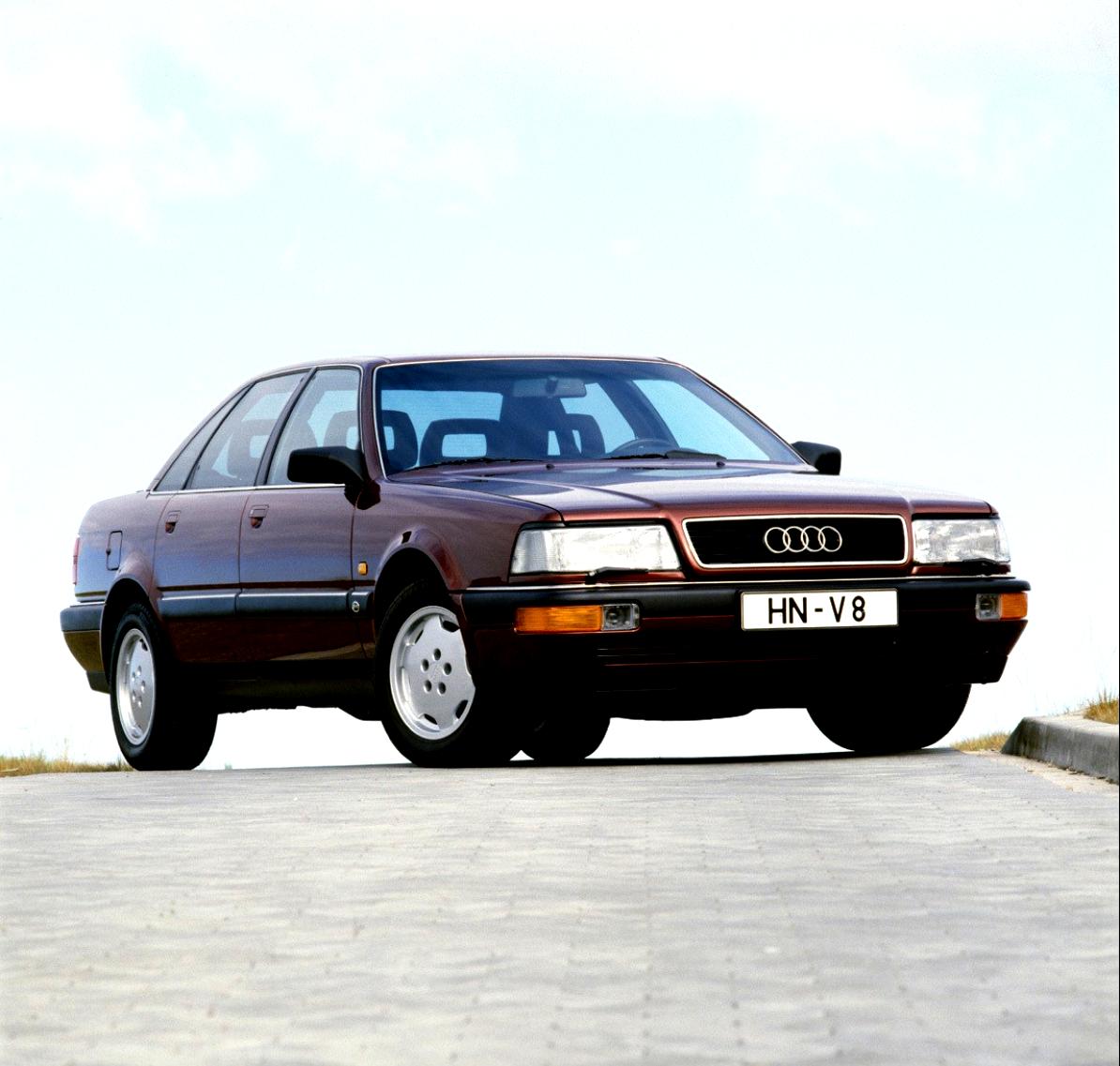 Audi V8 1988 #1