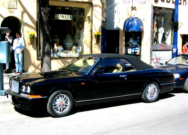 Bentley Azure 1995 #7