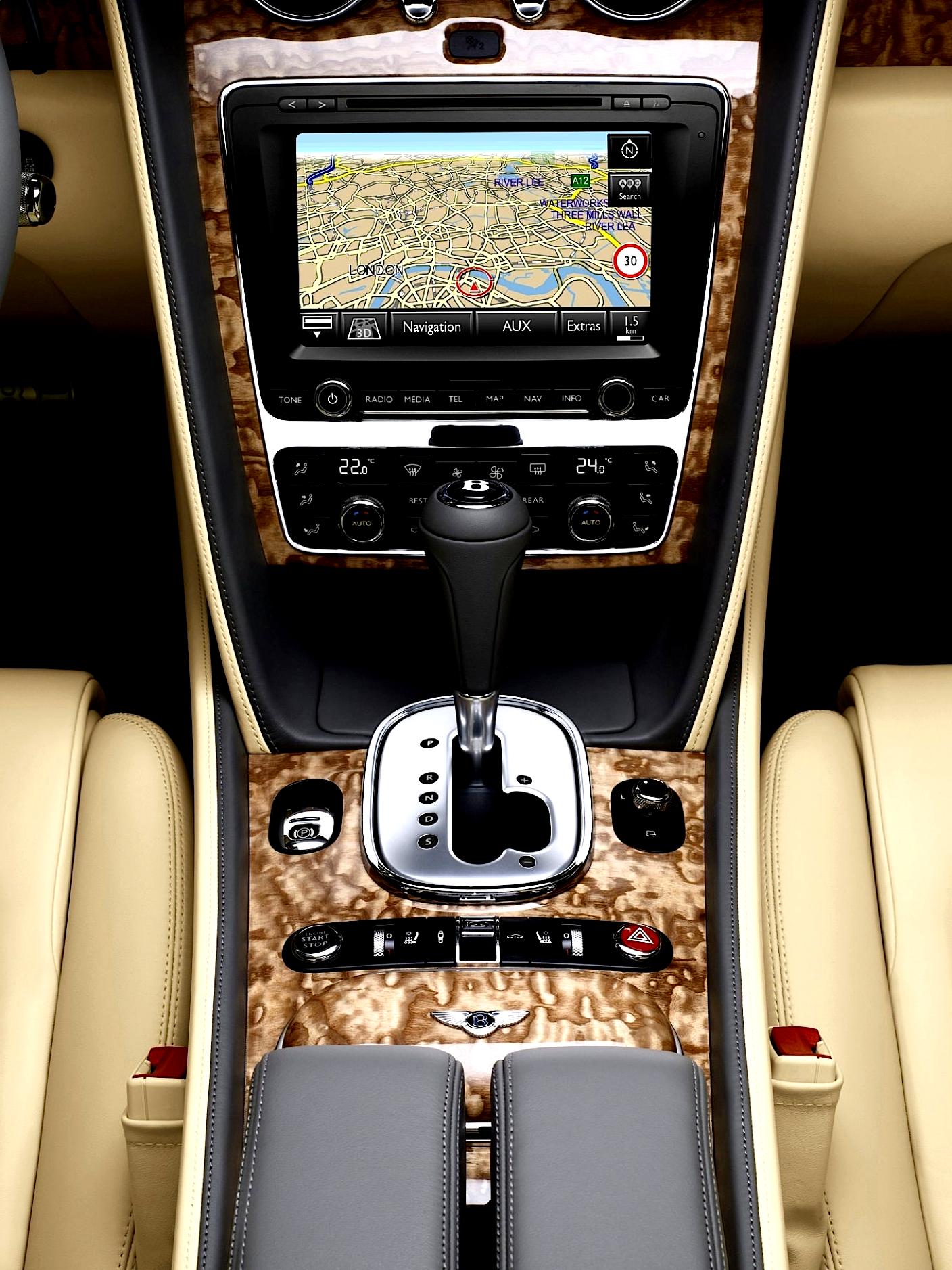 Bentley Continental GTC 2011 #84