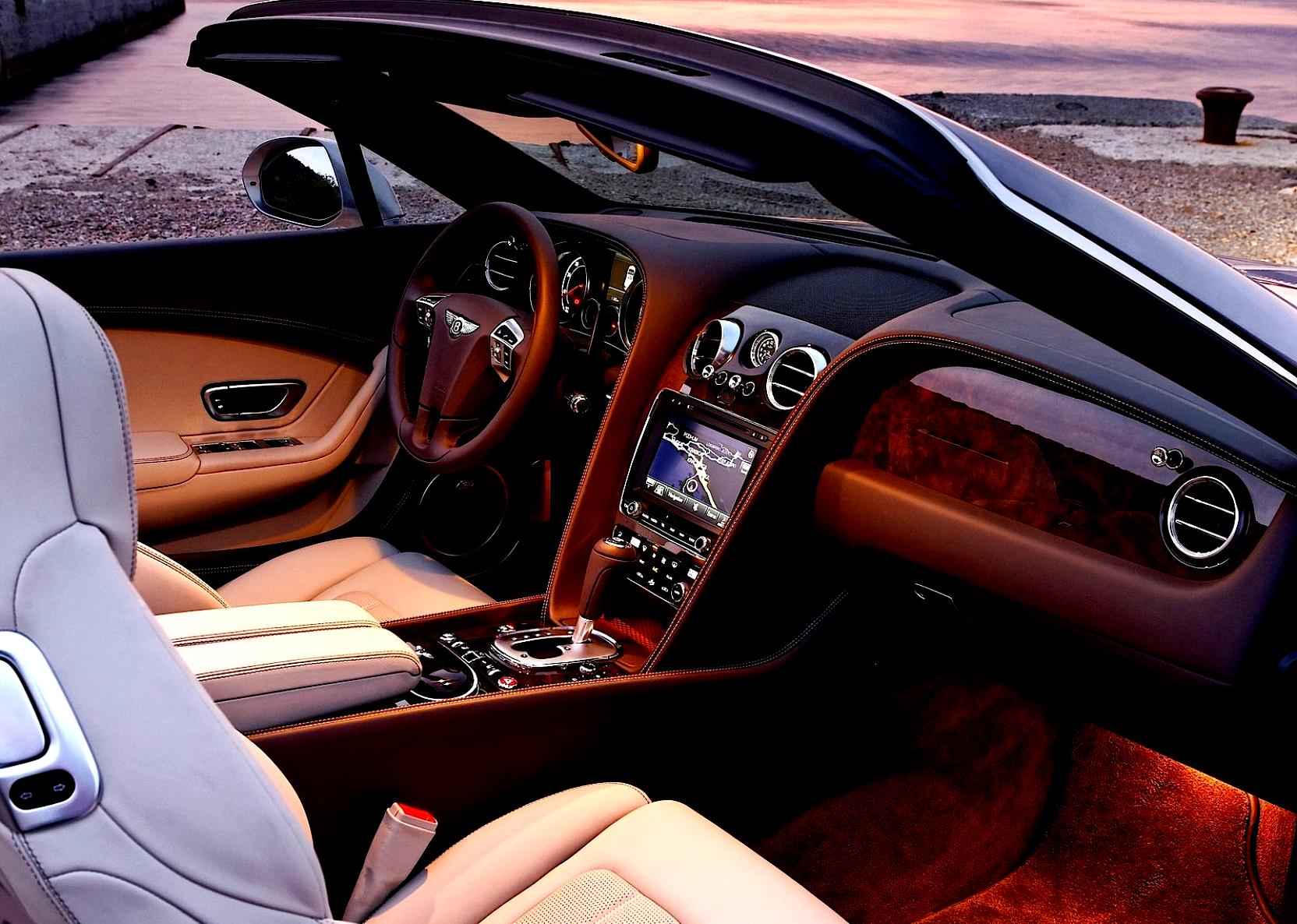 Bentley Continental GTC 2013 #29