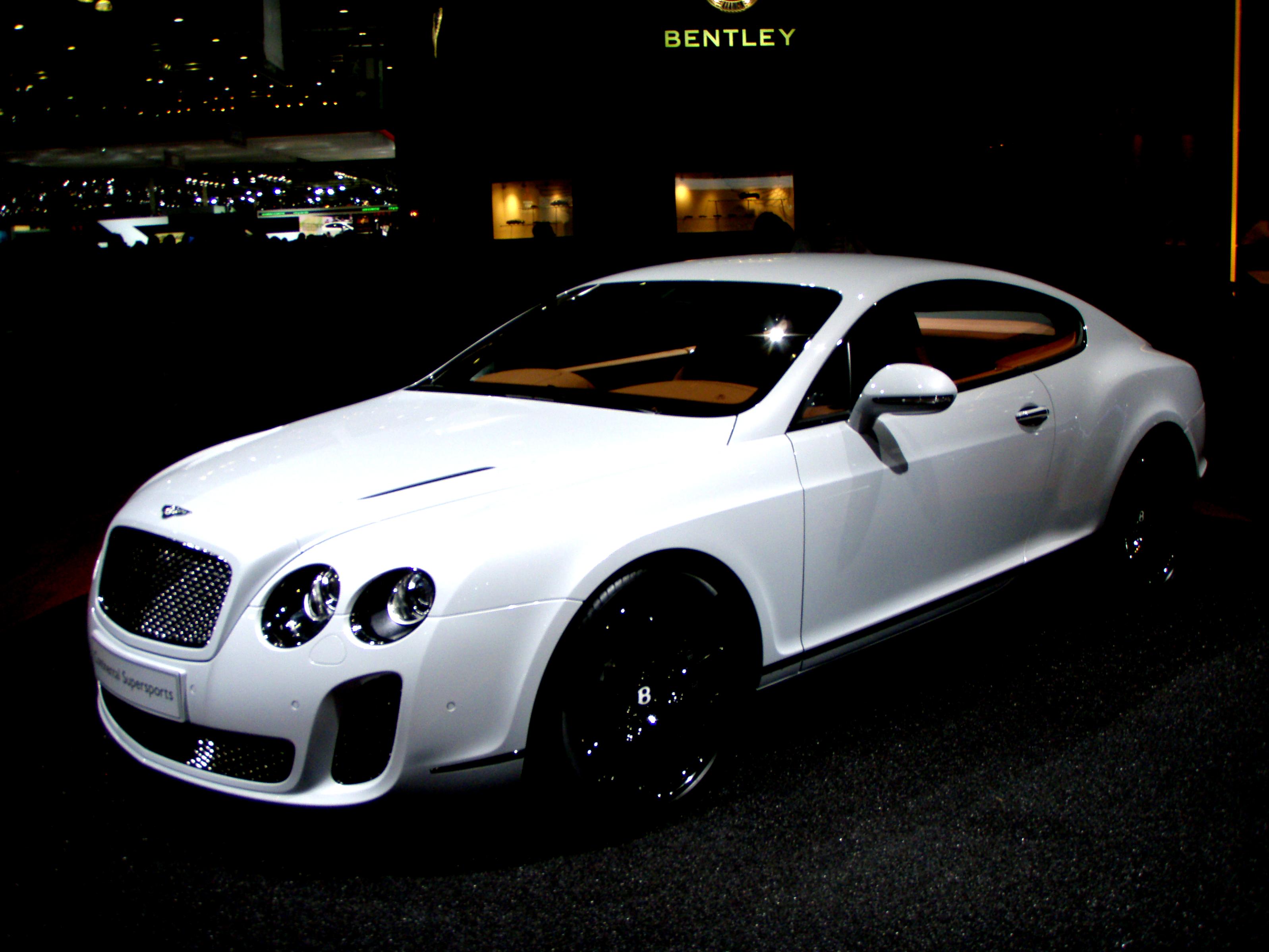 Bentley Continental gt белый