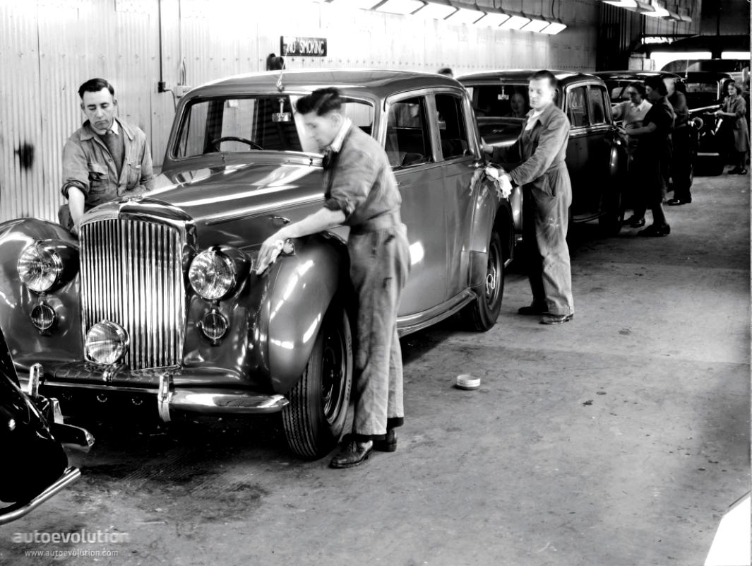 Bentley Mk VI Saloon 1946 #17