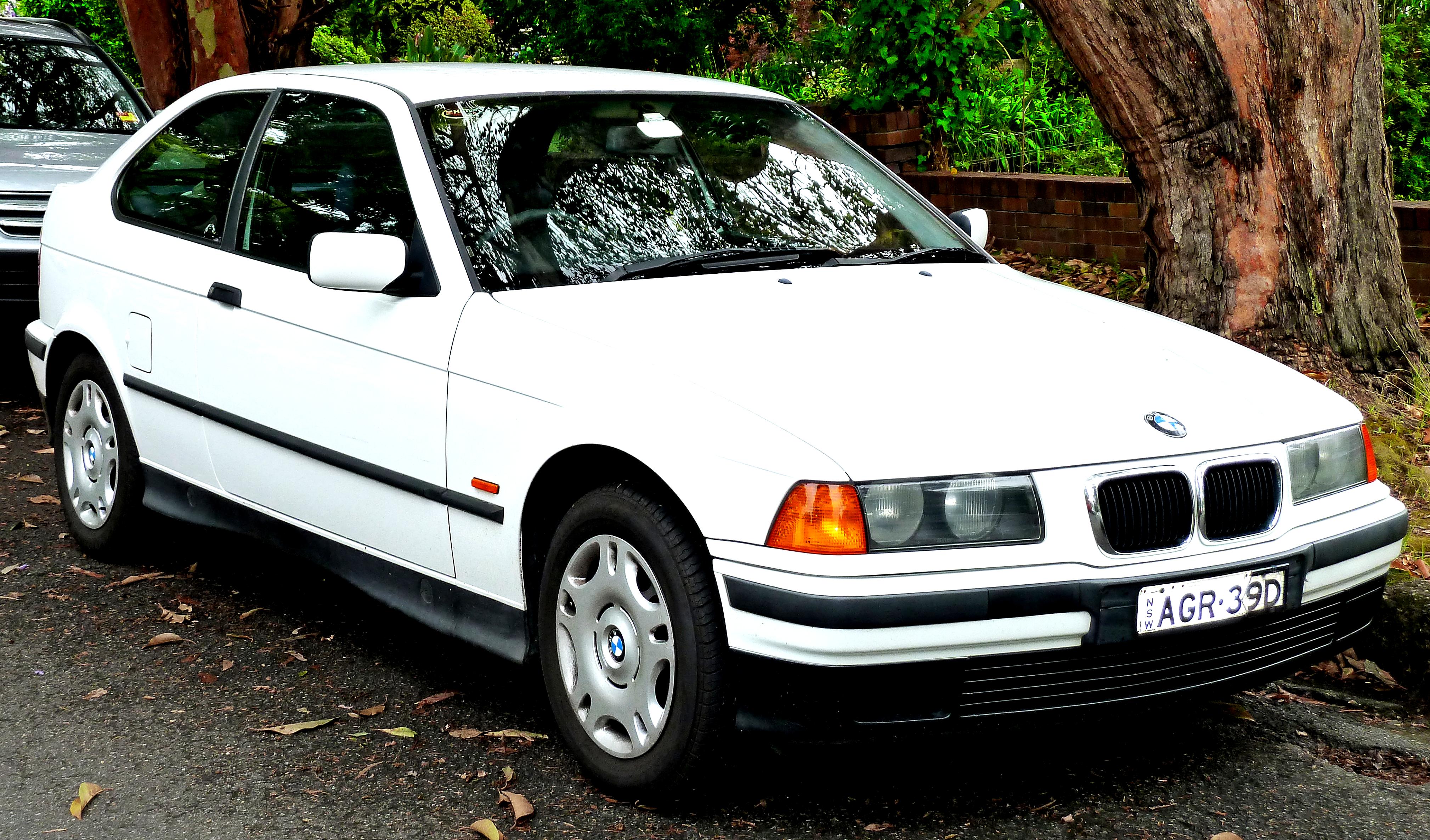 BMW 3 Series Compact E36 1994 #9