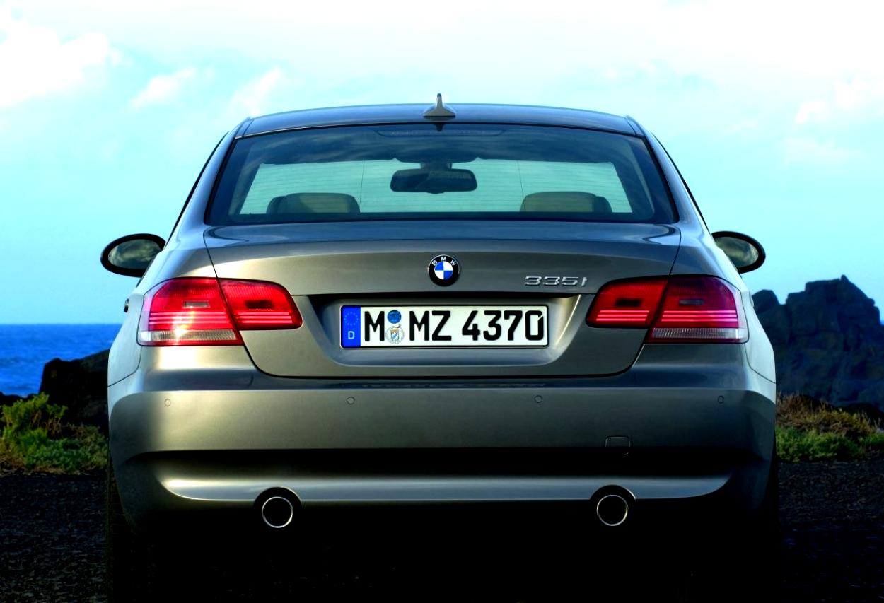 BMW 3 Series Coupe E92 2006 #2